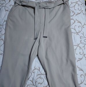 Cato Women's Cream Capris with Belt